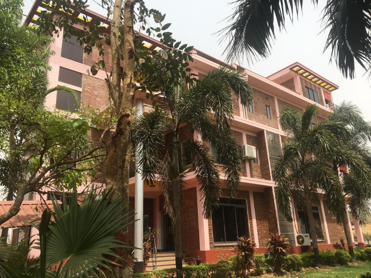 Whispering Woods Inn Bolpur Exterior photo